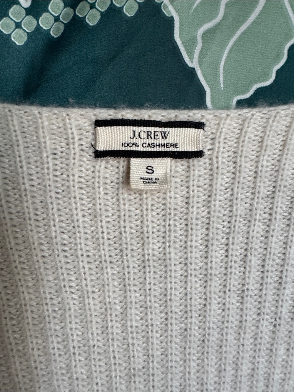 J. Crew 100% Cashmere Ribbed V-Neck Sweater - Picture 2 of 4
